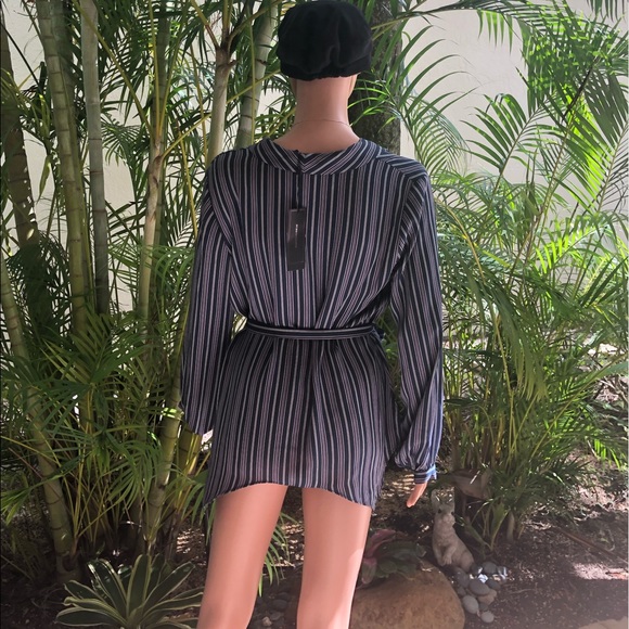 Striped Tie Wrap Blouse ( NEW) Beautiful - Picture 3 of 13